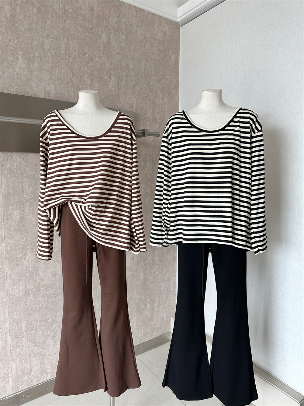 Korean Lazy Style V-Neck One-Shoulder Striped Top and Slimming Flared Pants 2026 Early Autumn Commuter Two-Piece Set