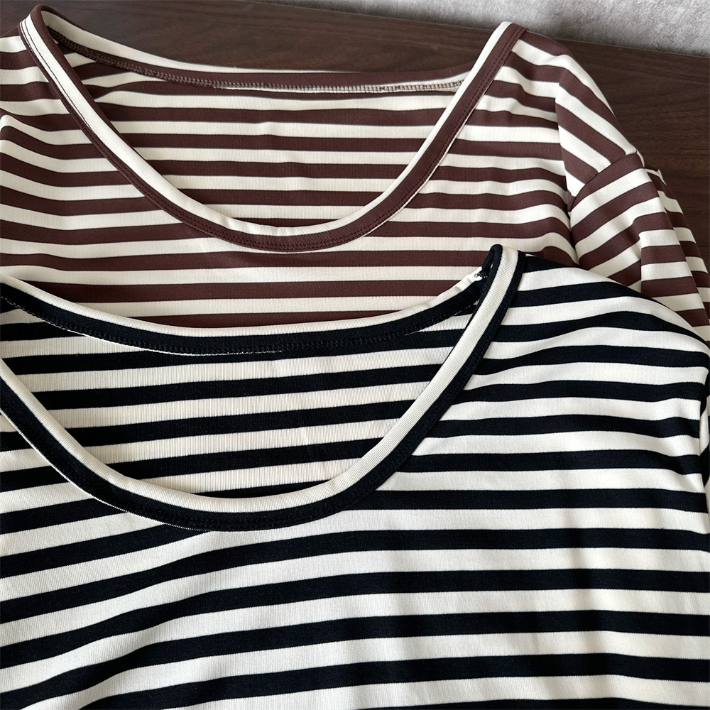 Korean Lazy Style V-Neck One-Shoulder Striped Top and Slimming Flared Pants 2026 Early Autumn Commuter Two-Piece Set - Image 5