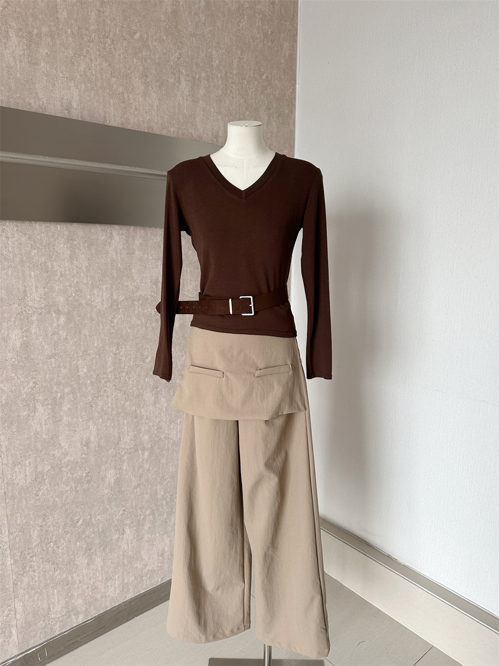 Korean Retro V-Neck Long Sleeve Top and Wide Leg Pants Two Piece Set for Women - Image 2