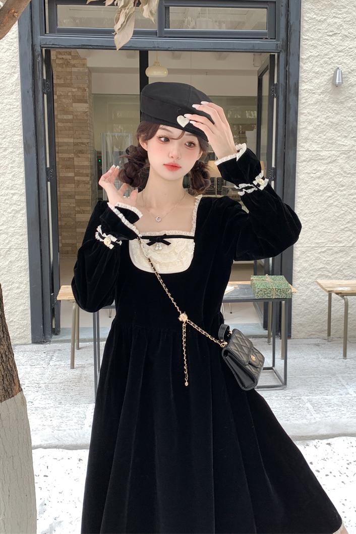 Lace Trim Pearl Velvet Long Sleeve Palace Princess Dress - Image 5