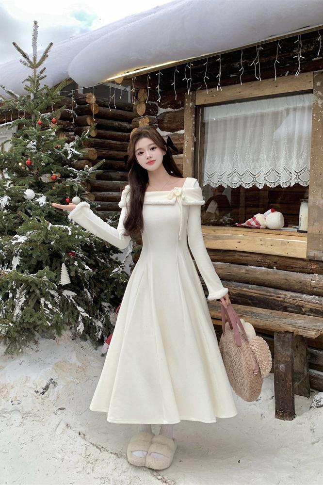 Off-Shoulder White Knit Dress Women Autumn Winter 2025 New Layering Sweater Dress Elegant Princess Long Dress - Style d3bf42 - Image 5