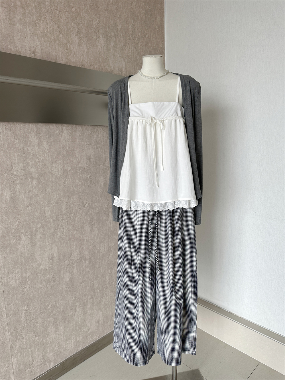 Women's 3-Piece Sun Protection Cardigan Lace Cami Top Wide-Leg Plaid Pants Set - Image 2