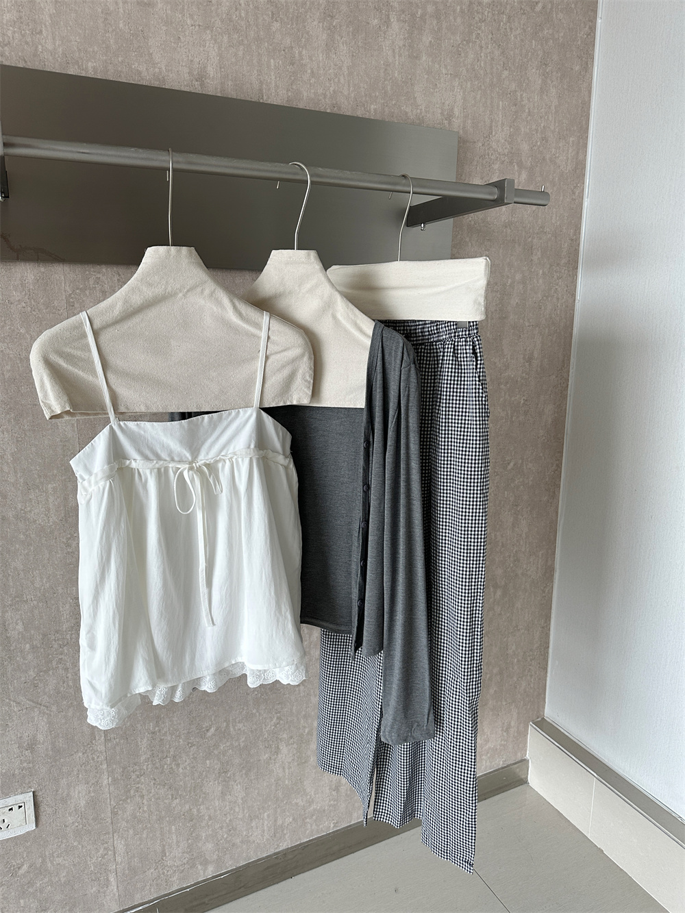 Women's 3-Piece Sun Protection Cardigan Lace Cami Top Wide-Leg Plaid Pants Set - Image 4