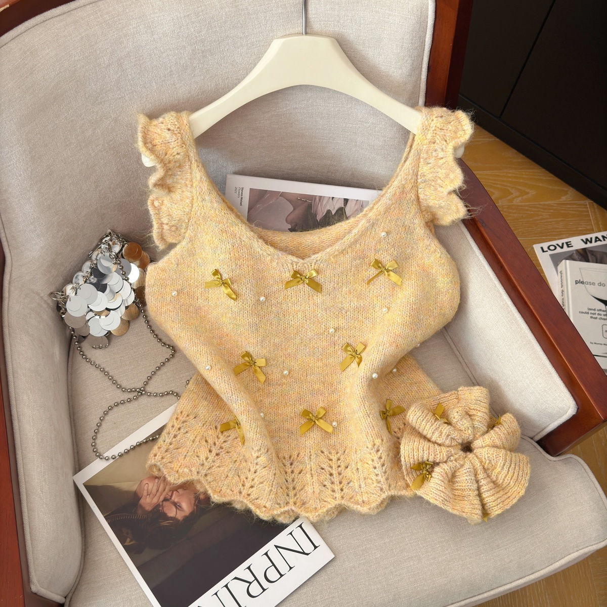 Women's Beaded Bow Knit Vest Sleeveless Pullover Top - Image 2