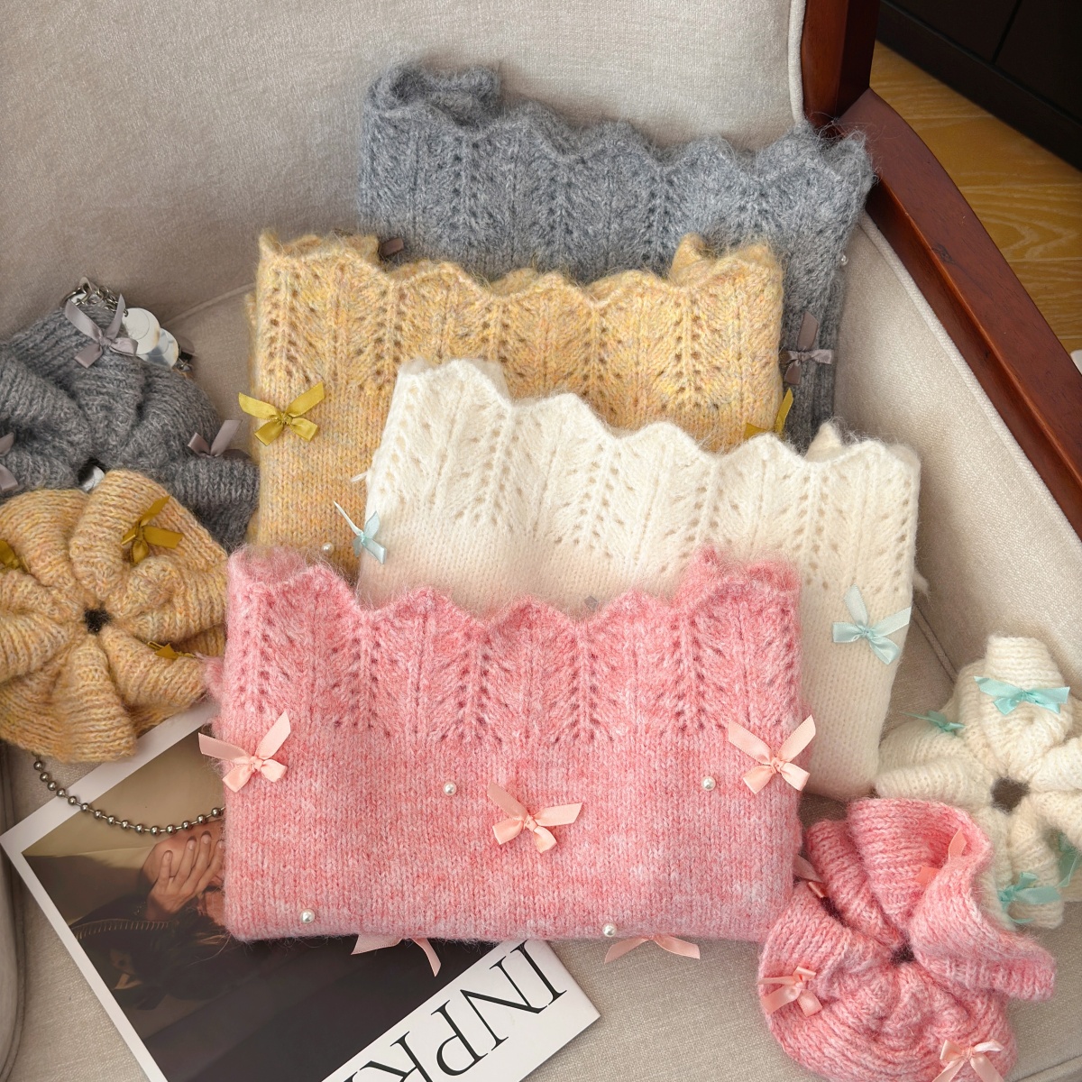 Women's Beaded Bow Knit Vest Sleeveless Pullover Top - Image 5