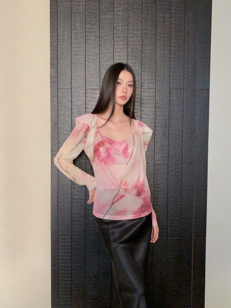 Women's Printed Mesh Top with Draped Neck and Puff Sleeves Spring Base Layer
